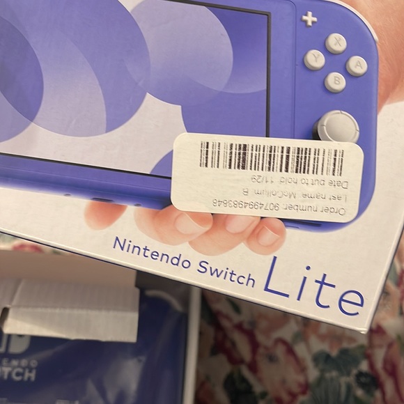 Limited edition blue Nintendo switch lite NWOT - Picture 4 of 4